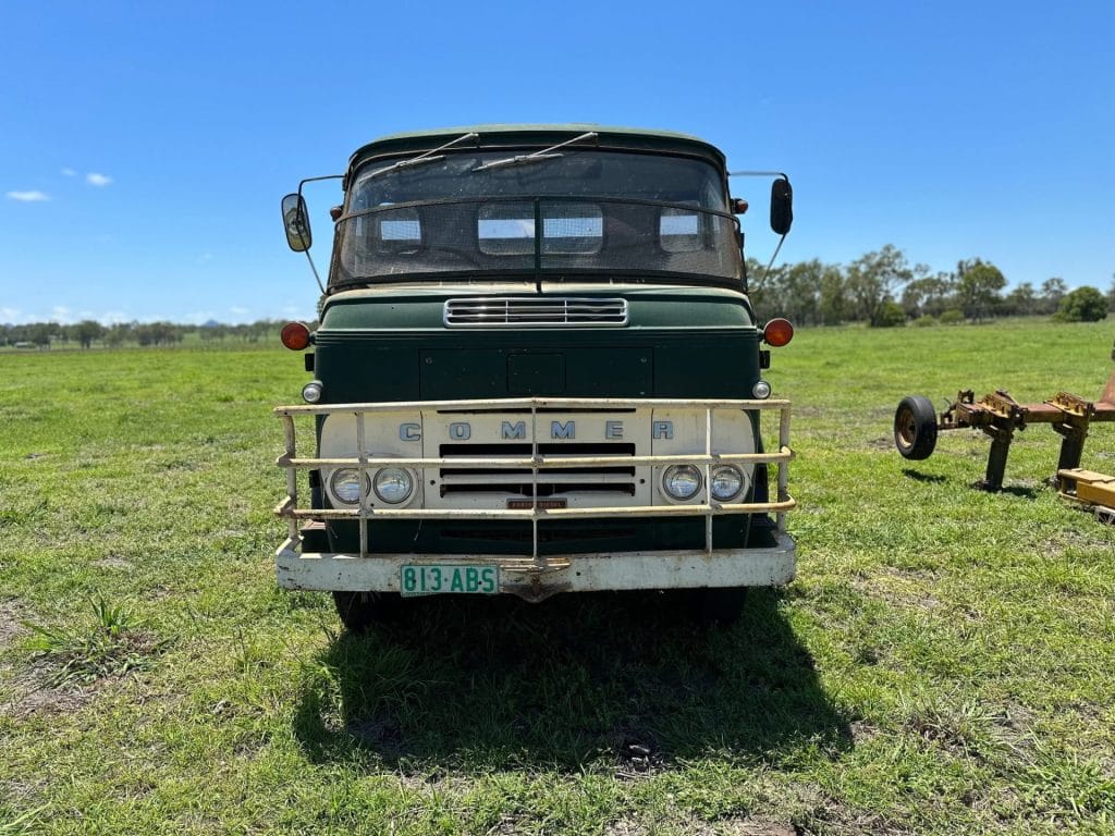 14. Commer truck