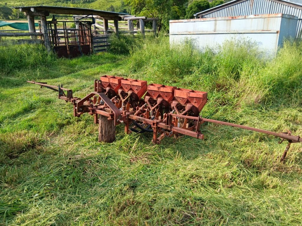 4 row Covington Planter