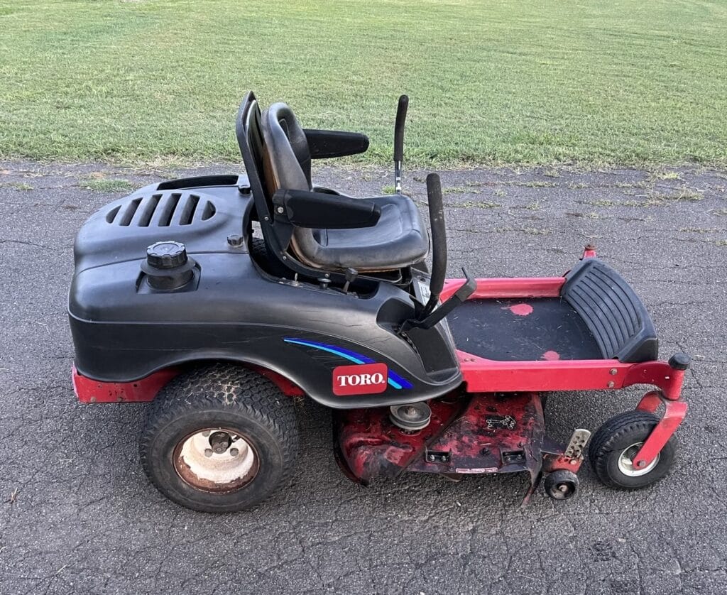 Toro Zero Turn Lawn Mower