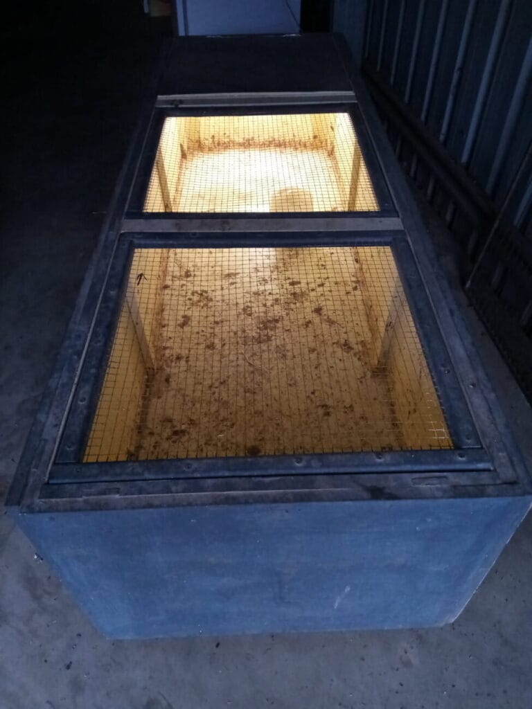 Chicken brooder (2)