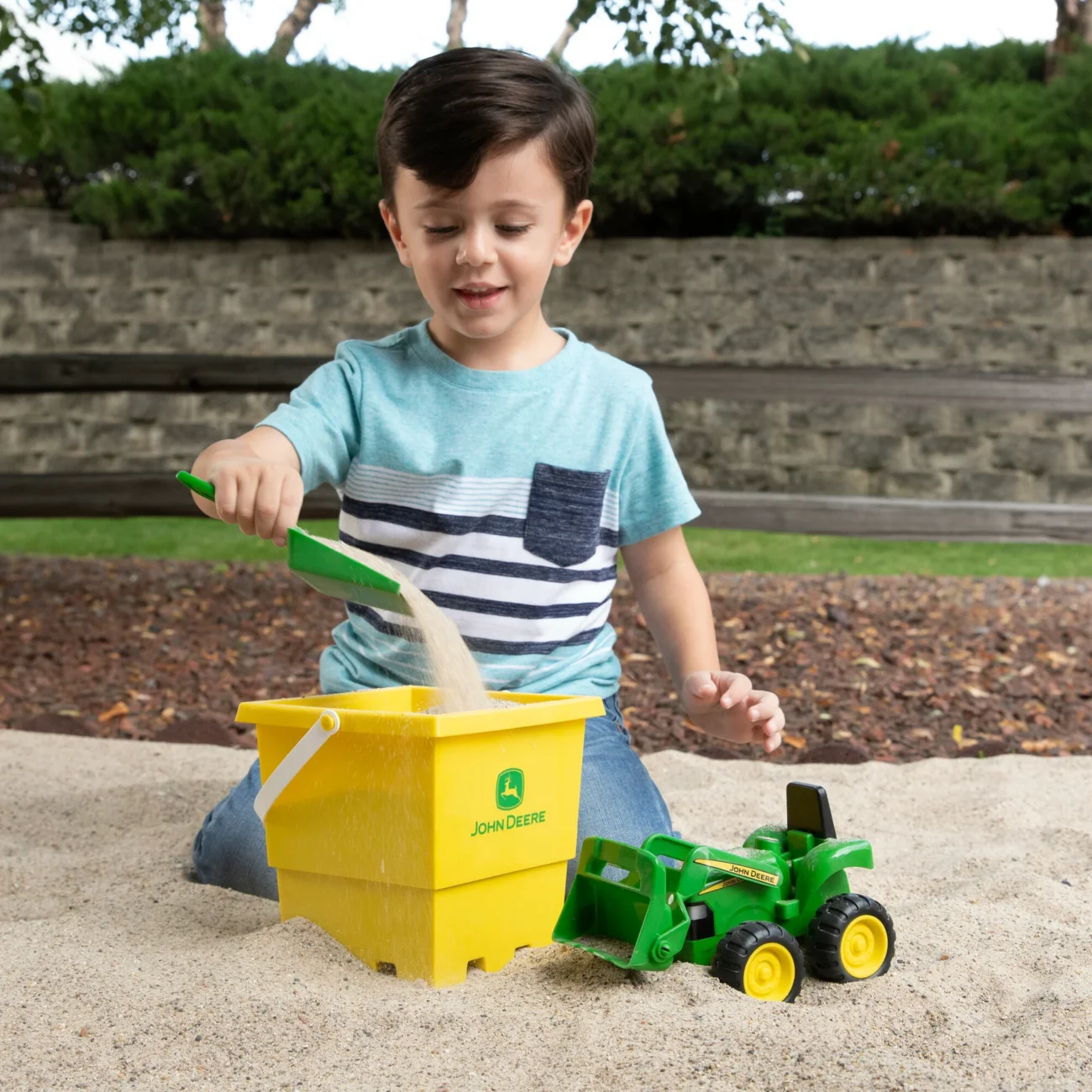 John Deere Childrens Sand Pit Value Set with Bucket and Shovel - Image 5