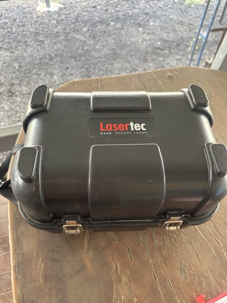 Lasertec HV2R Rotary Laser set & 2 stands