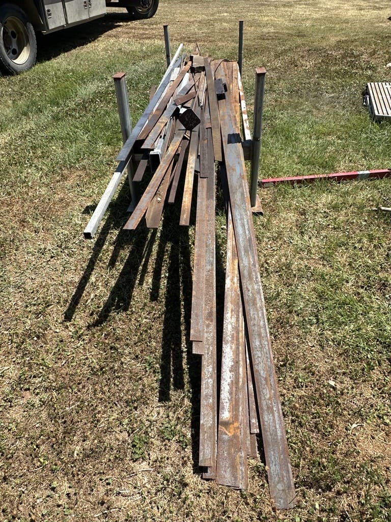 Steel rack with various sizes of steel