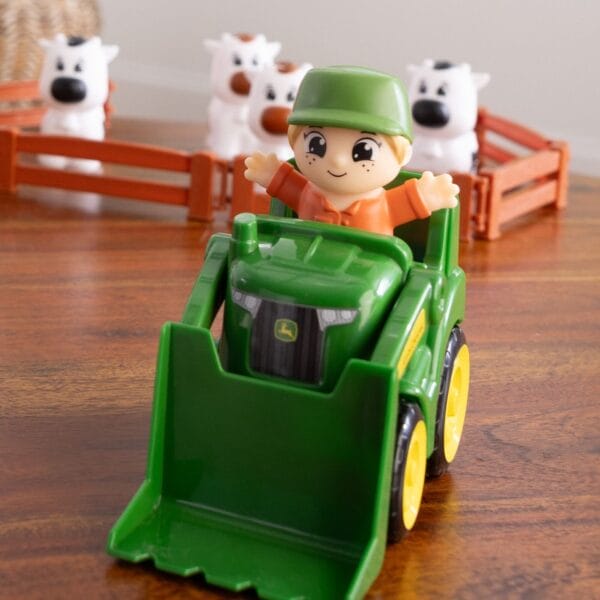 John Deere The Cows Are Out 14pc Farm Playset 18m+ - Image 9